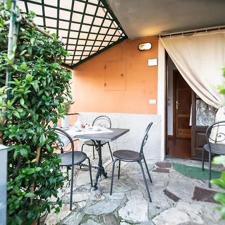 Apartment Casetta Di Butia, Iris *