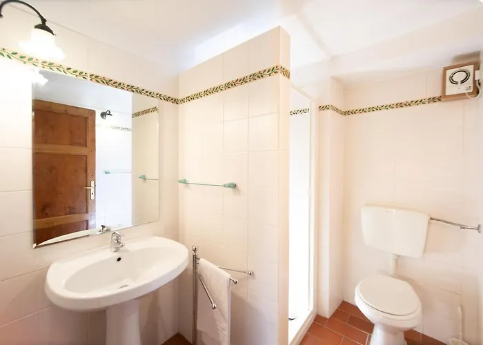 Casetta Di Butia, Iris アパート